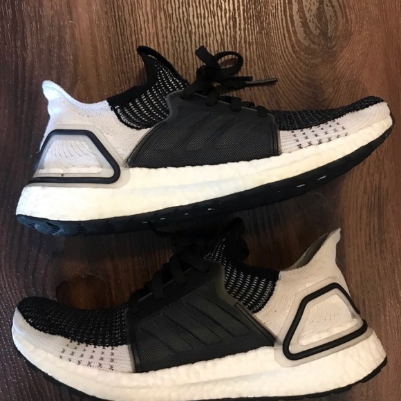 poshmark adidas nmd